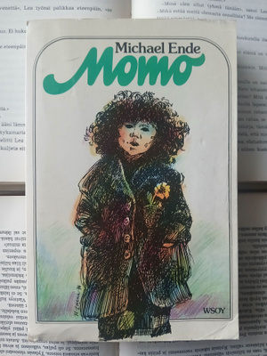 Michael Ende - Momo (nid.)