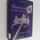 Meg Cabot : Prinsessa ja koko valtakunta - pikkukuva 1