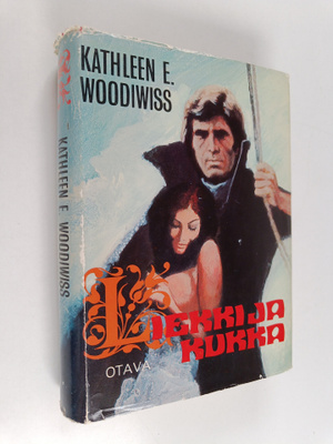 Kathleen E. Woodiwiss : Liekki ja kukka