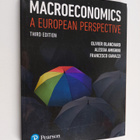 Olivier Blanchard : Macroeconomics : a European perspective - pikkukuva 1