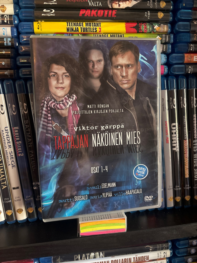 Tappajan näköinen mies osat 1-4 (2010)