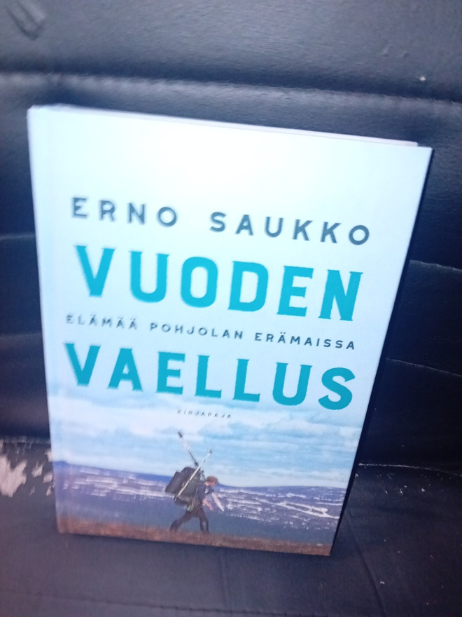 Erno Saukko : Vuoden vaellus ( SIS POSTIKULU )