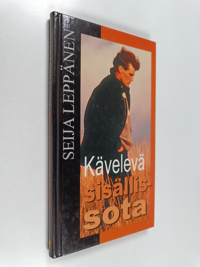 Seija Leppänen : Kävelevä sisällissota