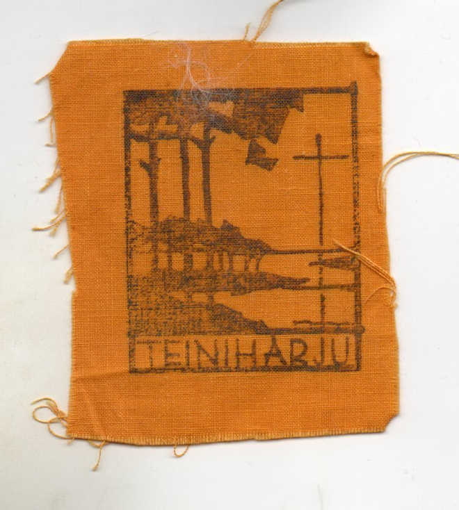 Teiniharju:  matkailu / hihamerkki  (kangasta)