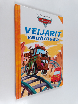 Kirsi Naukkarinen : Veijarit vauhdissa