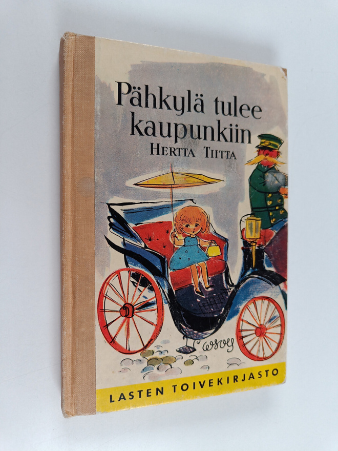Hertta Tiitta : Pähkylä tulee kaupunkiin