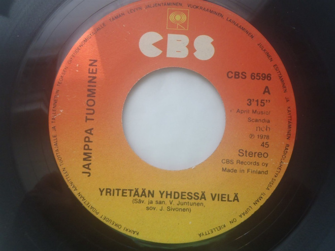 JAMPPA TUOMINEN - YRITETÄÄN YHDESSÄ VIELÄ 7 " Single