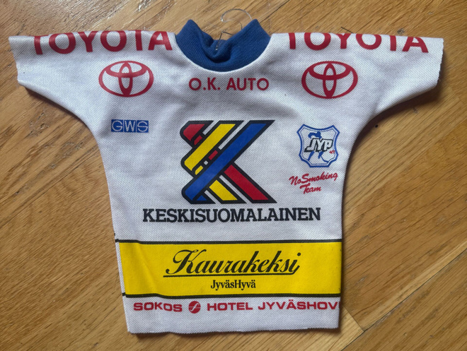 JYP HT PIENI FANIPAITA 1994