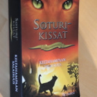 Erin Hunter : Keltahampaan salaisuus Soturikissat (2019 pok) - pikkukuva 1