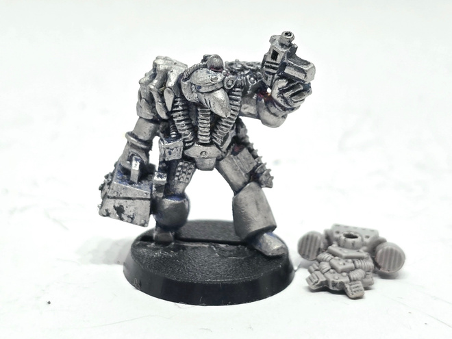 WH40K - Space Marine Techmarine (Rogue Trader) [S96]