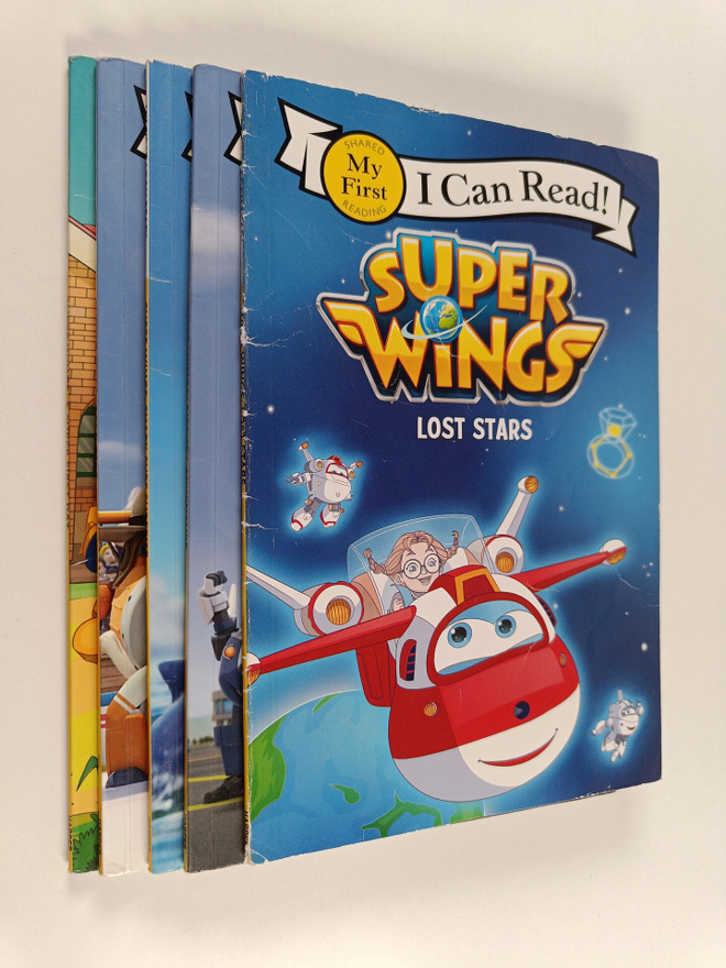Super wings : a super first day ; cold feet ; shark surf ...