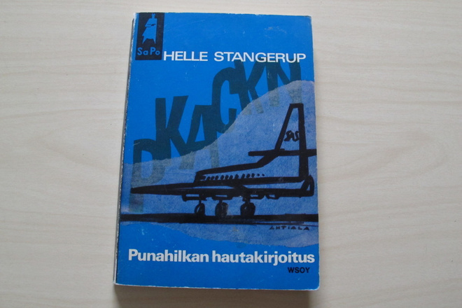 Helle Stangerup : Punahilkan hautakirjoitus , Sapo 89