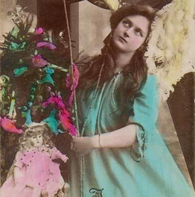 ENKELI / Enkeli soittaa joulun kelloja, ihana nukke. 1900-l.