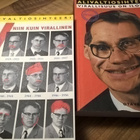 Alivaltiosihteeri: V niin kuin virallinen JA Virallisuus on - pikkukuva 1