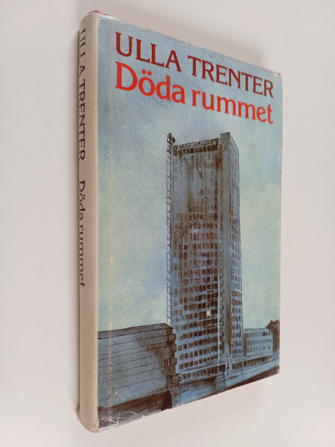 Ulla Trenter : Döda rummet : detektivroman