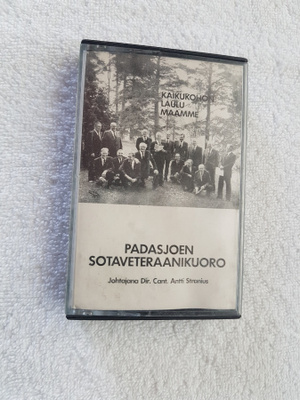 PADASJOEN SOTAVETERAANIKUORO C-KASETTI