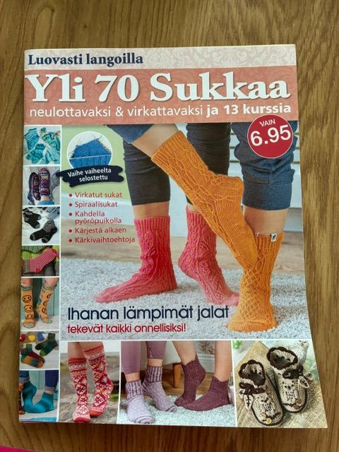 Luovasti langoilla, Yli 70 sukkaa -lehti