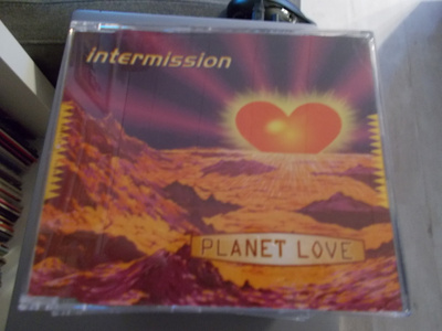 CDM INTERMISSION ** PLANET LOVE **