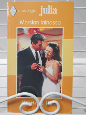 Morsian lainassa - Leigh Michaels Harlequin