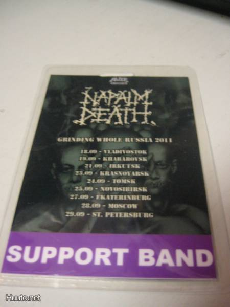 Napalm Death-Venäjän kiertue 11 backstage-passi, laminoitu .