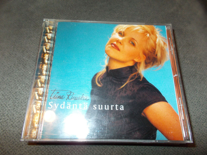 CD TIINA RUUSKA ** SYDÄNTÄ SUURTA **