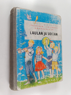 Ahti Sonninen : Laulan ja soitan