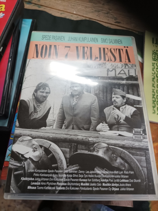 Noin 7 veljestä
