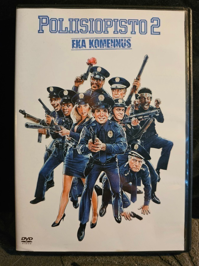 Poliisiopisto 2 - Eka komennus (DVD)