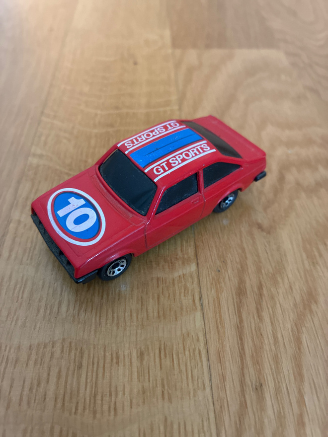 Ford Escort mk2 Matchbox pikkuauto n 1/64. Harvinaisuus!