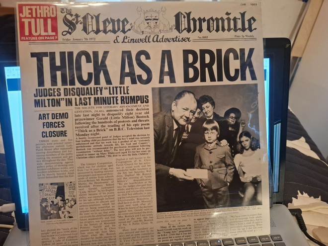 Jethro Tull – Thick As A Brick Vinyyli