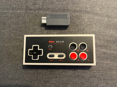 8BitDo N30 2.4G Ohjain (Mini NES)