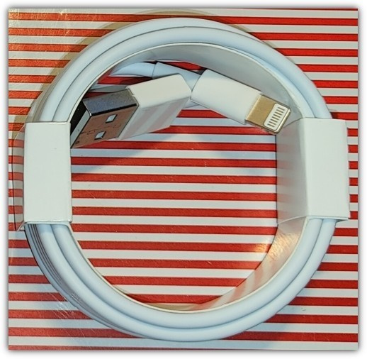 Valkoinen iPad / iPhone 8pin USB A - Lightning-kaapeli / 2m