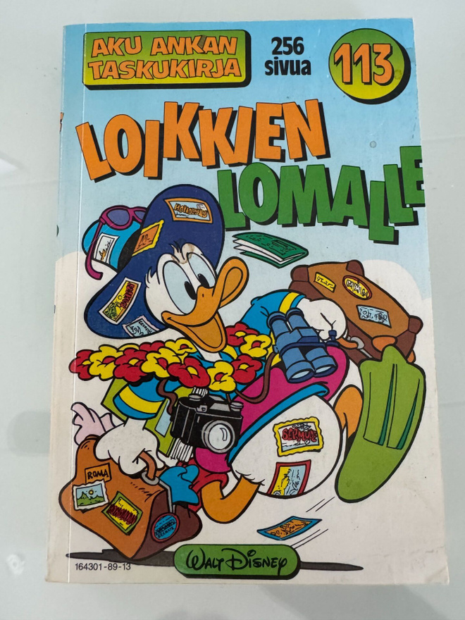 Aku Ankan taskukirja nro 113 : Loikkien lomalle