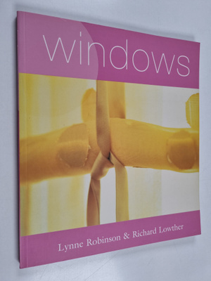 Lynne Robinson : Windows