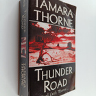 Tamara Thorne : Thunder Road - pikkukuva 1