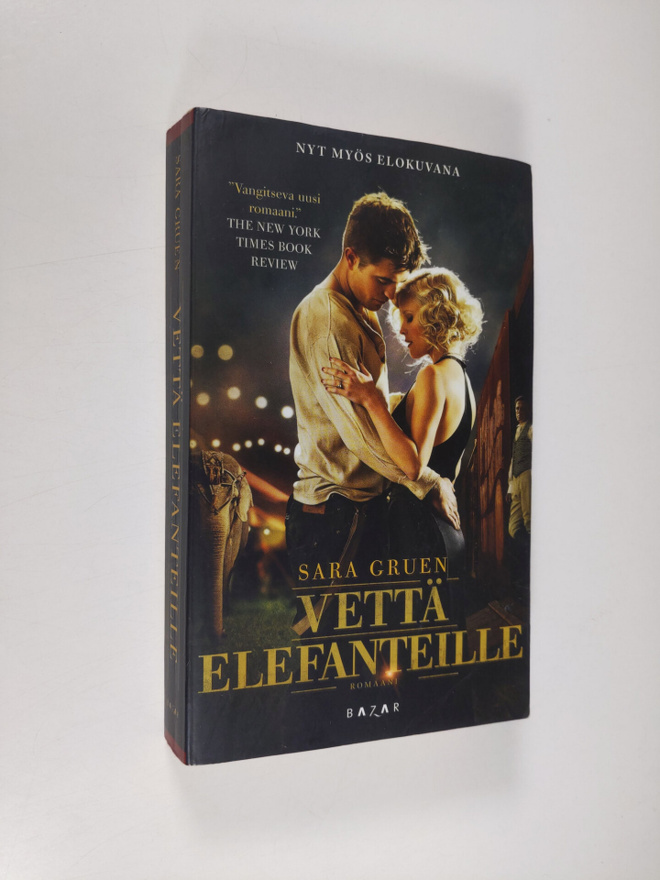 Sara Gruen : Vettä elefanteille