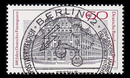 Berlin 550 o Patenttivirasto 100v (1977)