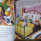 Aku Ankka vaarassa - Tammen kultaiset kirjat 42 - Uusi - pikkukuva 2