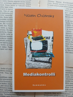 Noam Chomsky - Mediakontrolli (pokkari)
