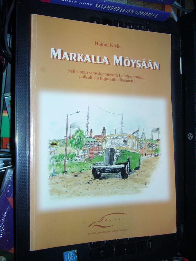 Hannu Kivilä MARKALLA MÖYSÄÄN ( 1 p. 1997 ) Sis.pk:t