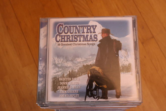 Country Christmas 16 Greatest Christmas Songs CD