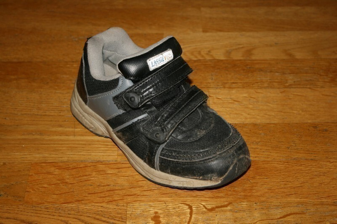 Lassie LassieTec mustat lenkkarit 33 (n. 22 cm)