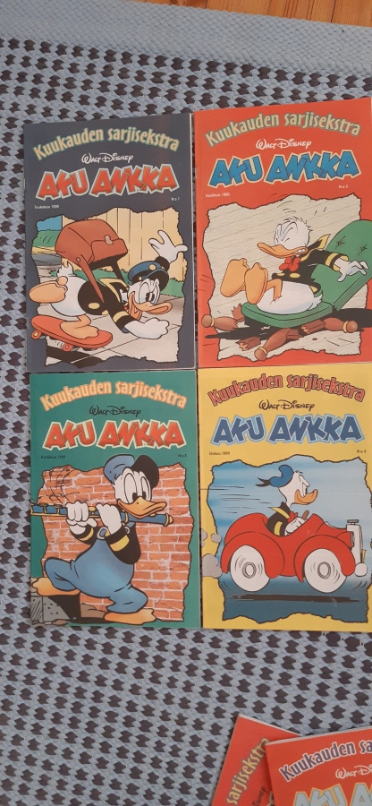 Aku Ankka sarjisekstra 1-4/1999 HYVÄT!