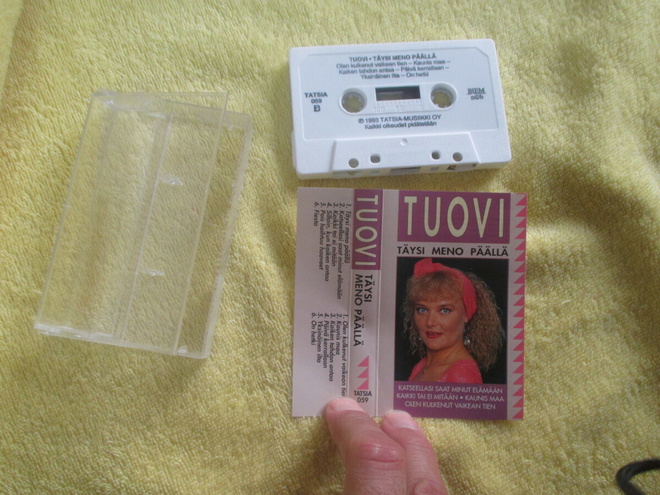 TUOVI - täysi meno päällä  : TATSIA 059