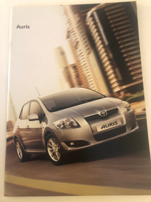Myyntiesite - Toyota Auris - 2009