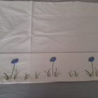 Valkoinen verhokappa jossa ruiskaunokkeja 50x215cm - pikkukuva 1