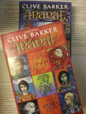 Clive Barker - Abarat & Lumon päivät, sodan yöt (pokkarit)