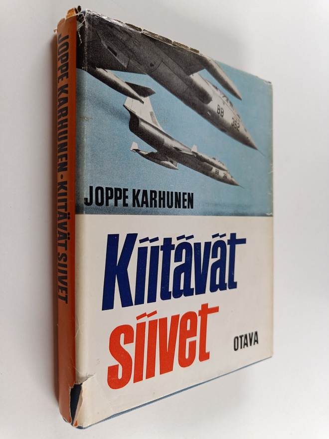 Joppe Karhunen : Kiitävät siivet : suihkukonelennon vaihe...