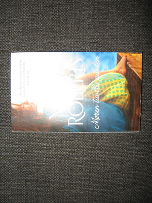 Nora Roberts: Meren tuolta puolen v.2016 pokkari