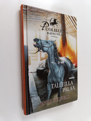 Jenny Oldfield : Talleilla palaa